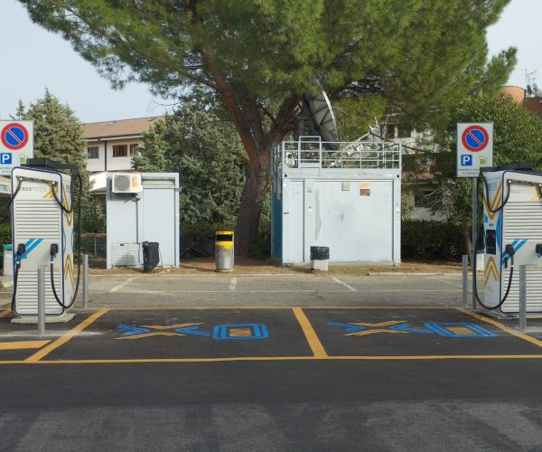 WhatsApp Image 2025-05-06 at 21.33.04